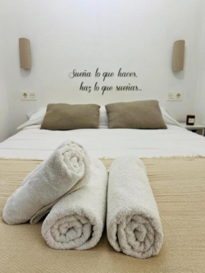 LA TERRAZA DE LAUREL Aire acondicionado by Apartamnetos Logrono org